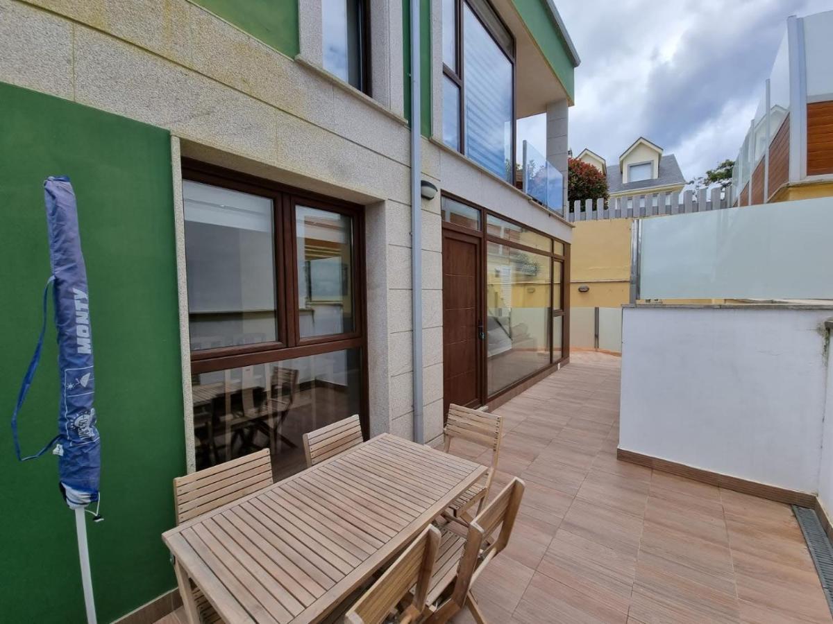 Foz Playa Rapadoira - Bajos Con Terraza Apartment Exterior photo