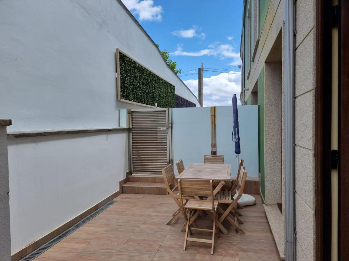 Foz Playa Rapadoira - Bajos Con Terraza Apartment Exterior photo