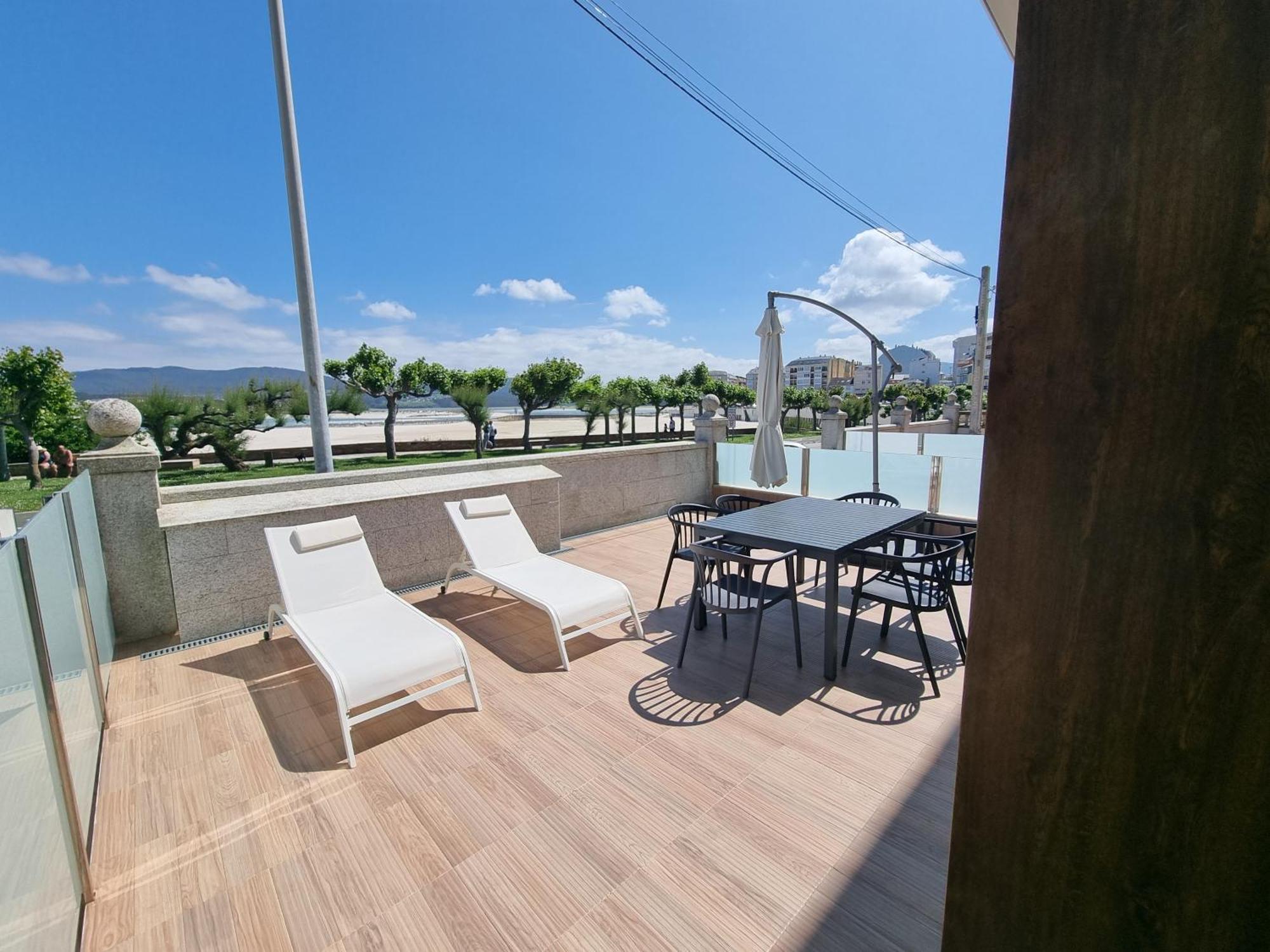 Foz Playa Rapadoira - Bajos Con Terraza Apartment Exterior photo