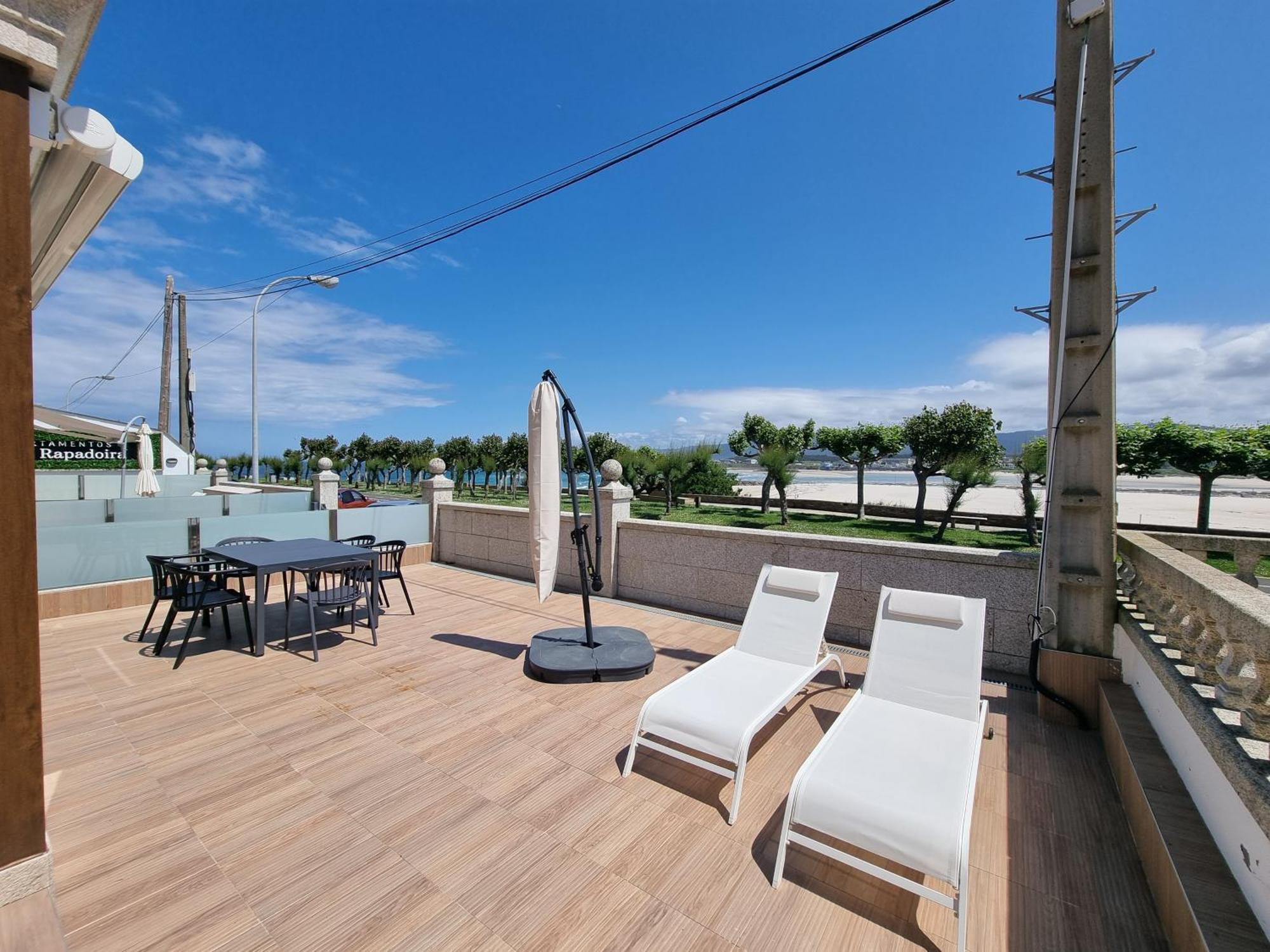Foz Playa Rapadoira - Bajos Con Terraza Apartment Exterior photo