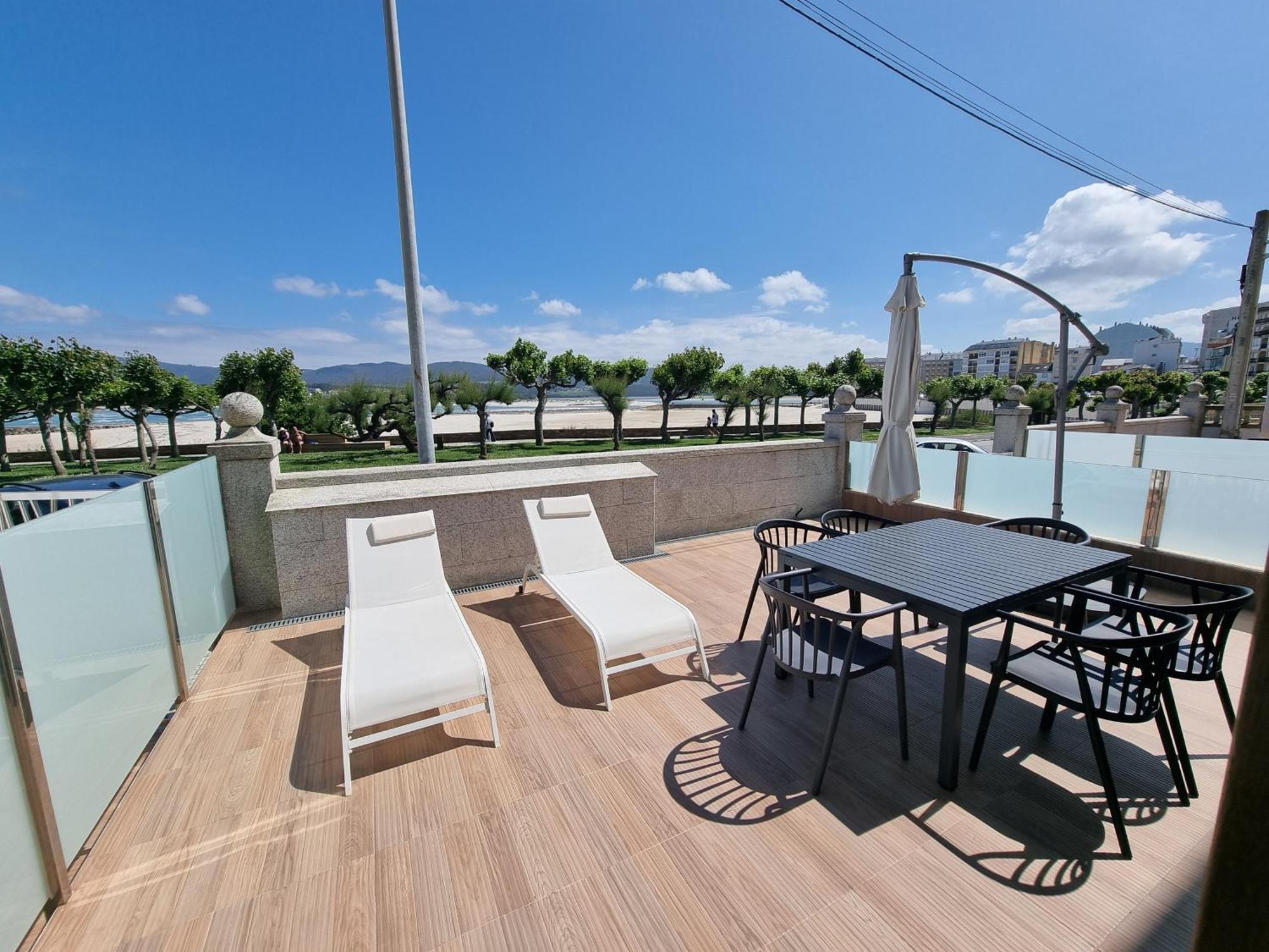 Foz Playa Rapadoira - Bajos Con Terraza Apartment Exterior photo